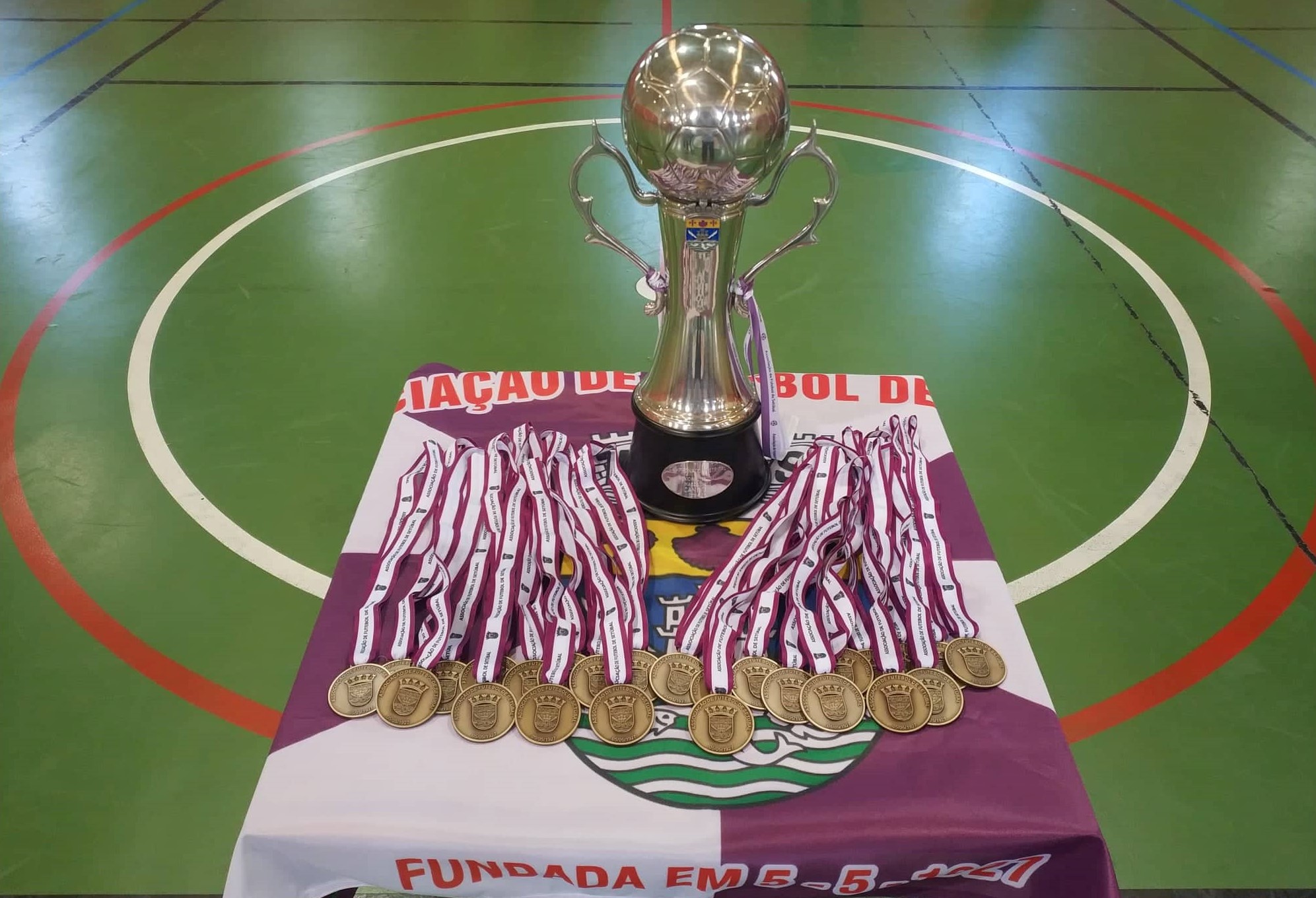 AMODIN e Vitória FC são finalistas do campeonato de futsal