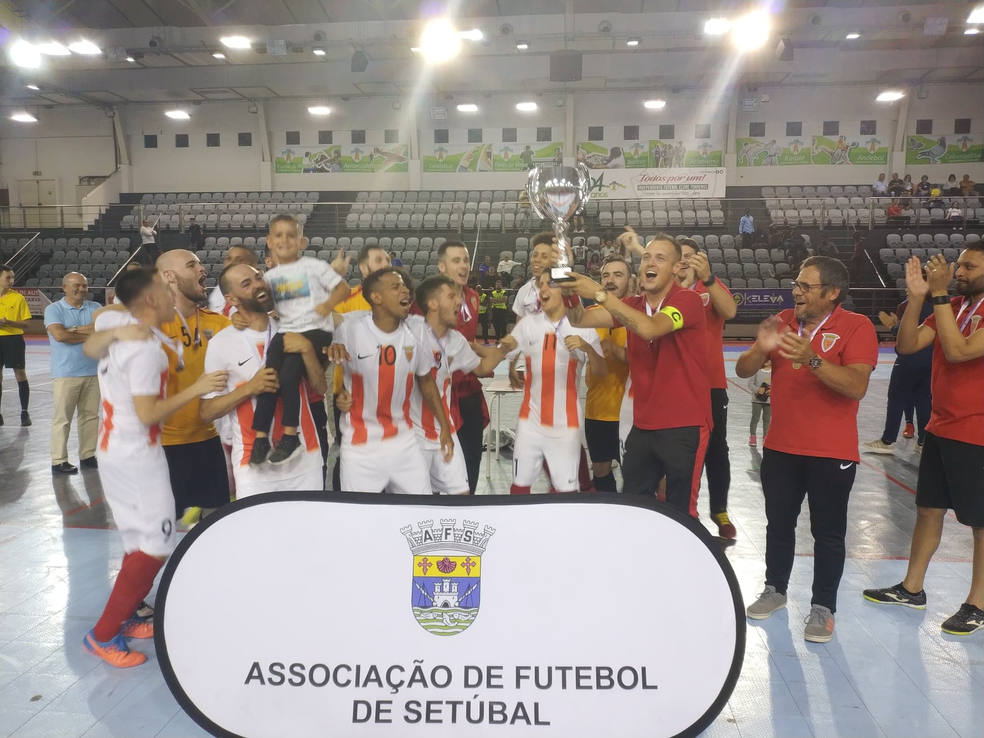FC Barreirense conquista a Supertaça AFS de futsal