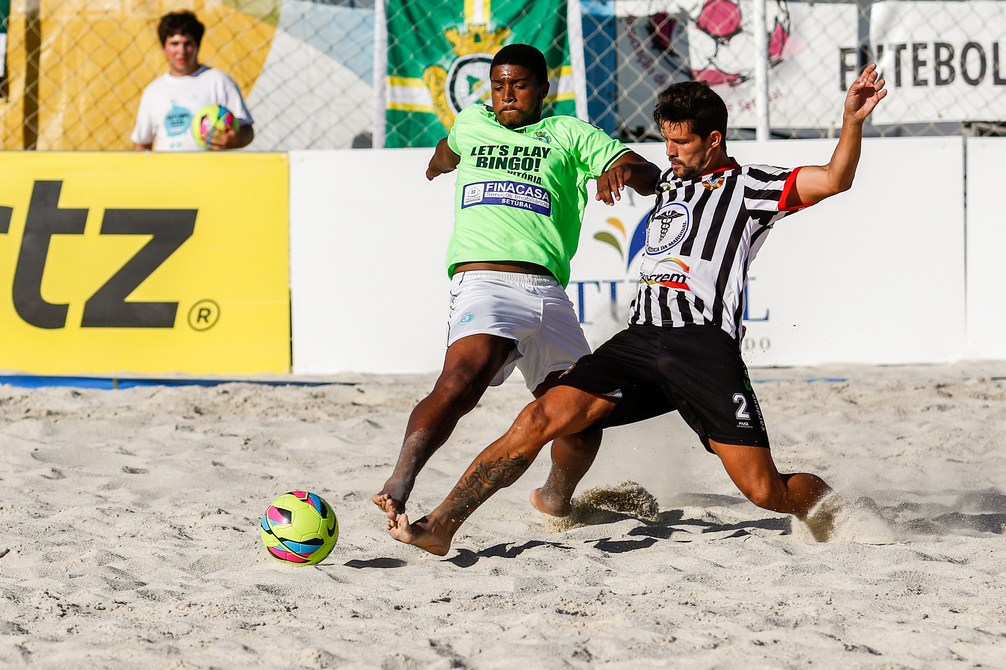 AF Setúbal reforça aposta no futebol de praia com taças distritais